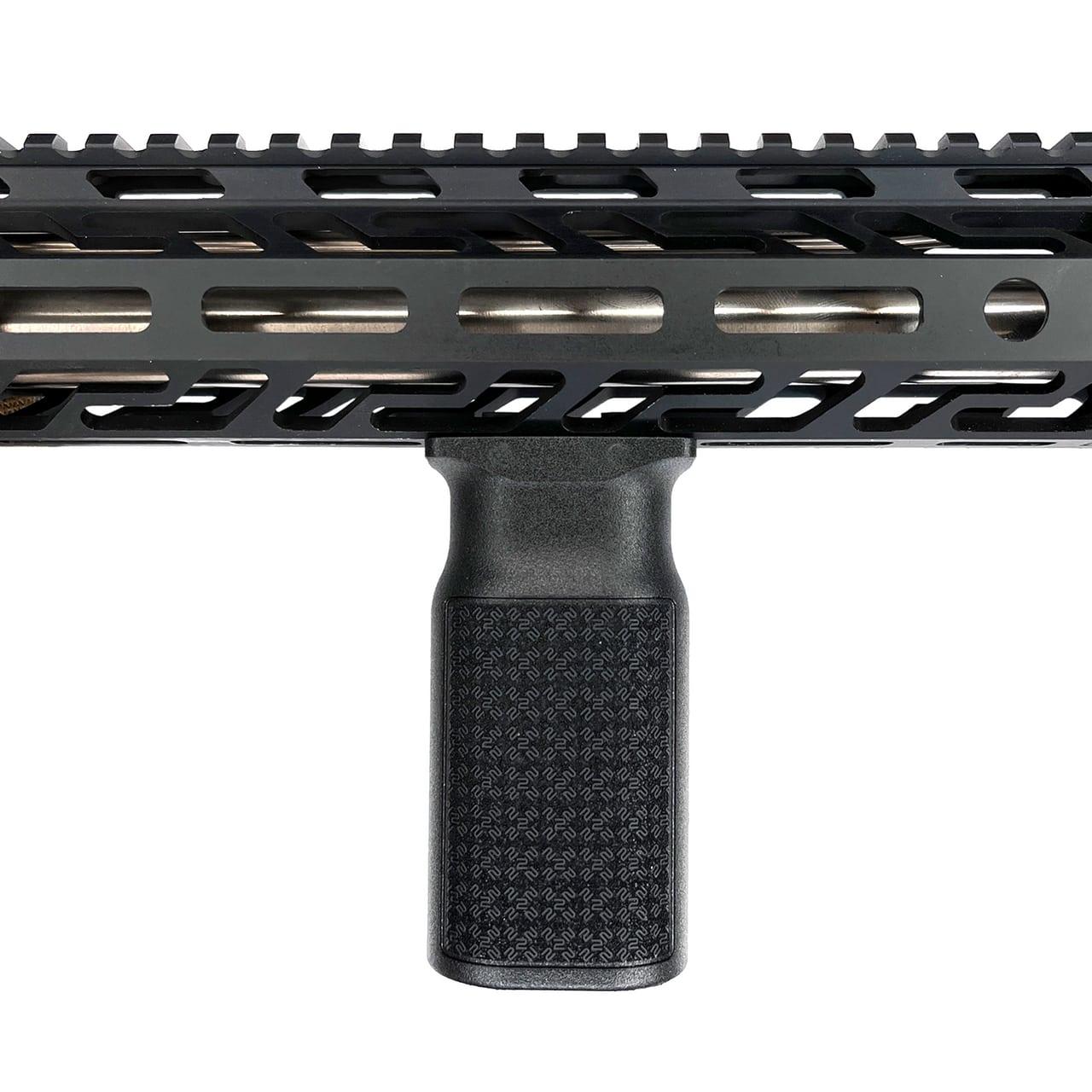 Amend2 M-LOK Vertical Foregrip Black Picture of C&E Innovations DBA Amend2 AMEND2 VERTICAL FOREGRIP BLACK MODEL