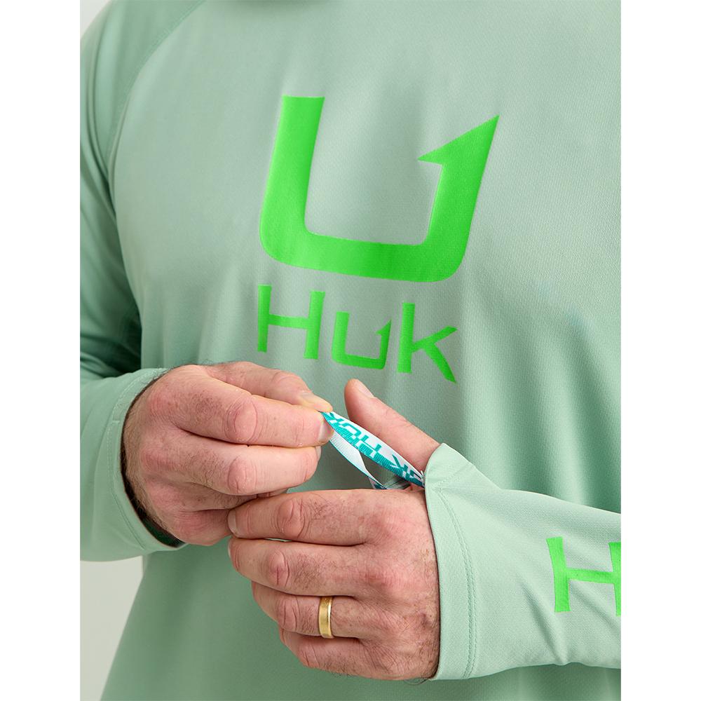 Huk Icon Crew Long Sleeve Shirt Fog Green S Picture of Marolina DBA HUK HUK ICON LS CREW FOG GREEN LS S