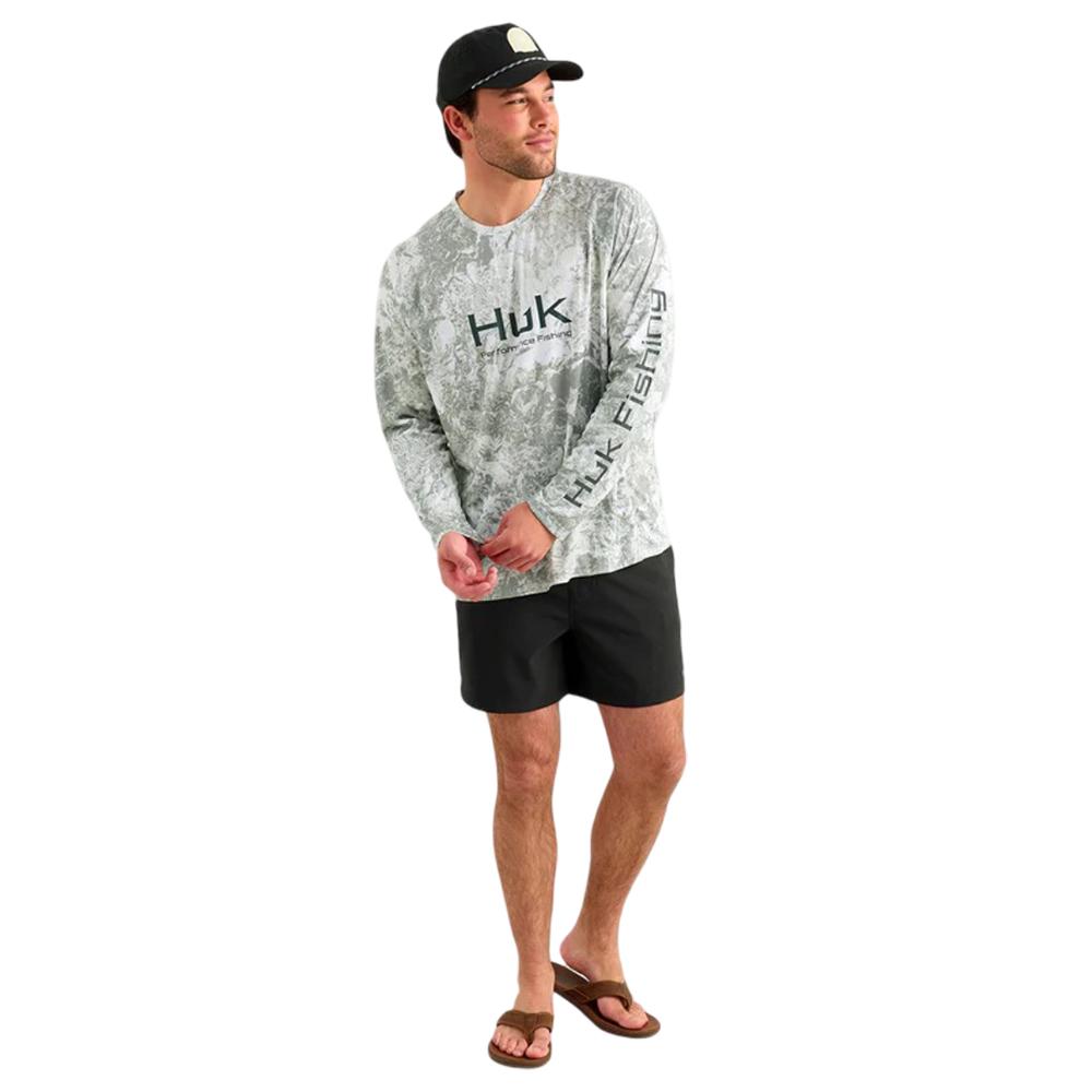 Huk Mossy Oak Pursuit Performance Long Sleeve Crew Shirt MO Seagrass M Picture of Marolina DBA HUK PURSUIT MOSSY OAK PRINTED LS CREW SEAGRASS SIZE M