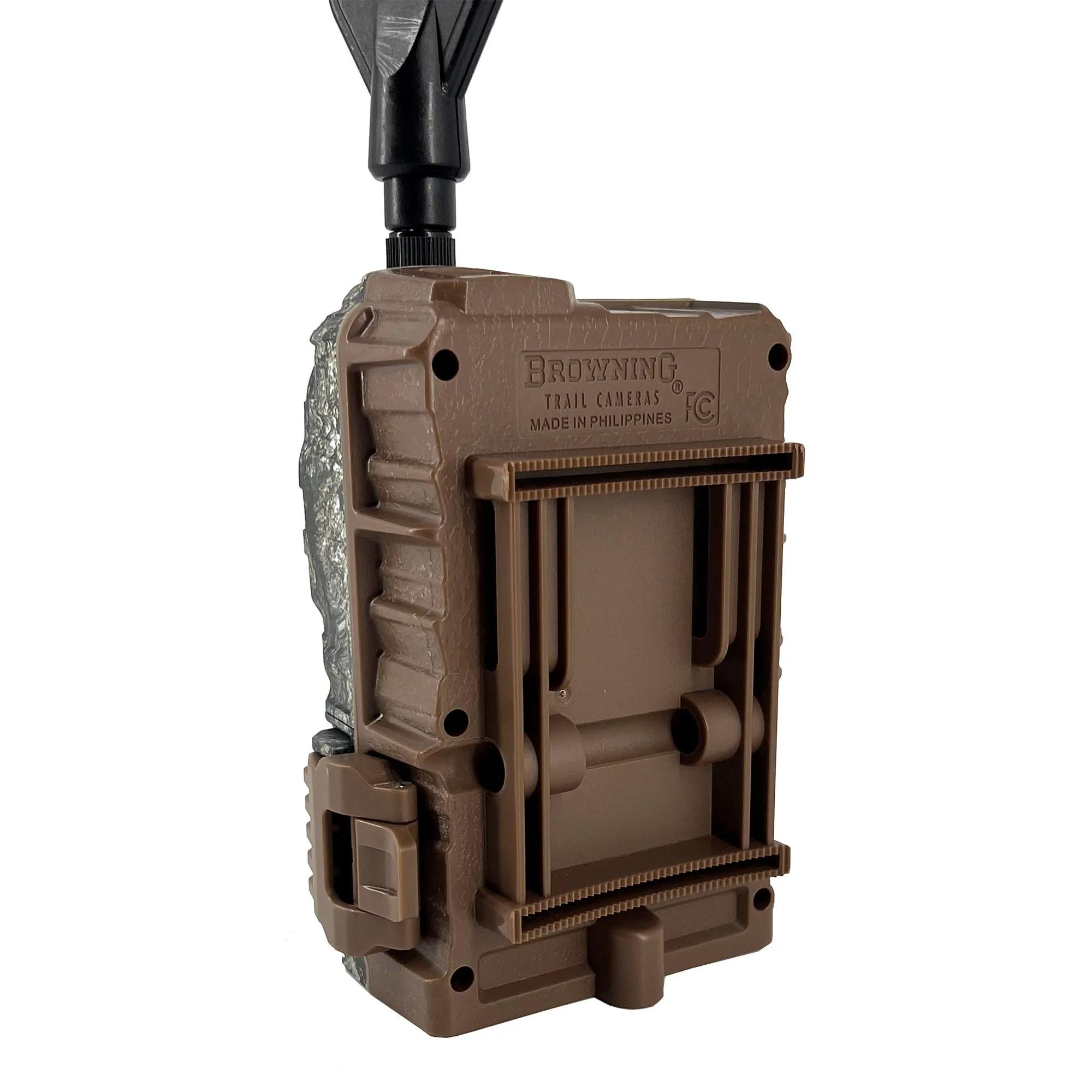 Browning Trail Camera Defender Pro Scout Max HD 24MP Grey Bark Picture of Prometheus Group Llc/Browning Camera Browning Trail Camera - Pro Scout MAX HD
