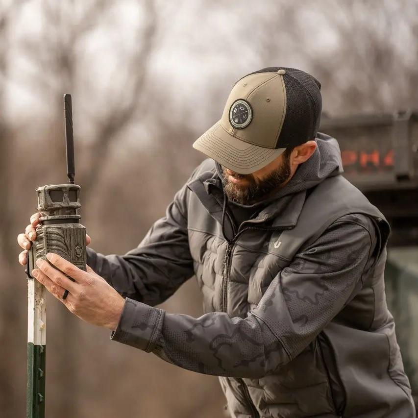 StealthCam Revolver Pro 360-Degree Cellular Trail Camera 40MP Picture of Gsm STEALTH CAM REVOLVER PRO / 40MP / 360DEG CELLULAR TRAIL CAMERA