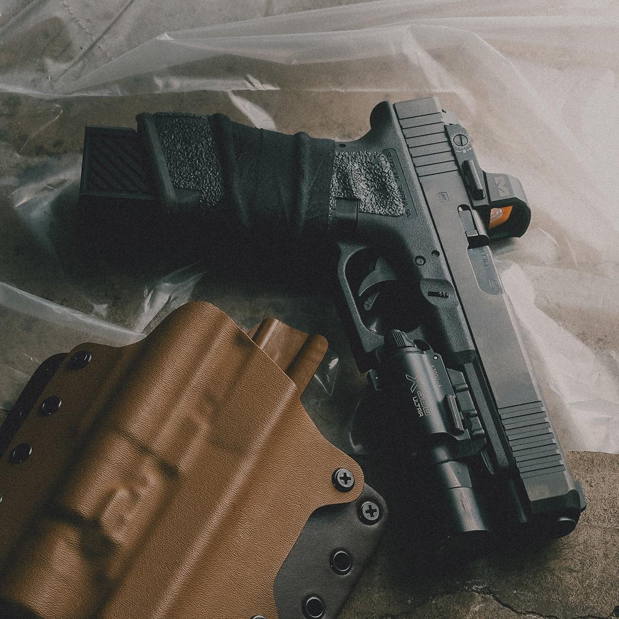 Mepro Pistol Optic MPO-DF Open Emitter Pistol Sight with RMR 3.5 MOA Dot Shake Awake Picture of Meprolight Sights Mepro Pistol Optic MPO-DF RED 3.5 MOA DOT RMR