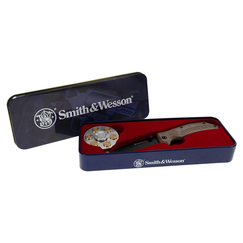 Smith & Wesson Folding Knife and Fidget Spinner Combo 3" Tanto Blade Black Brown Picture of Battenfeld Knives S&W Knife Fidget Spinner Combo