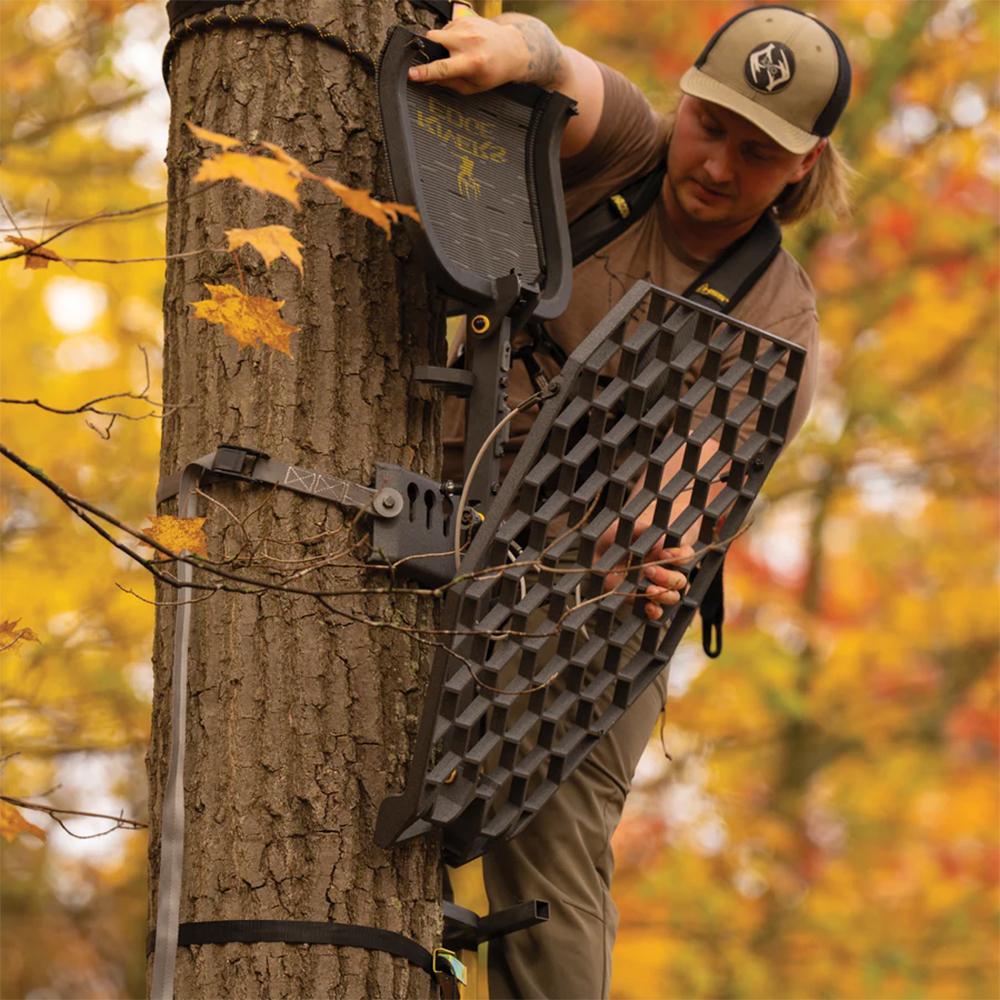 Rivers Edge Duralite Hang On Treestand Picture of Ardisam (River's Edge/ Barronett Blinds) Rivers Edge Duralite Aluminum Hang-Ons