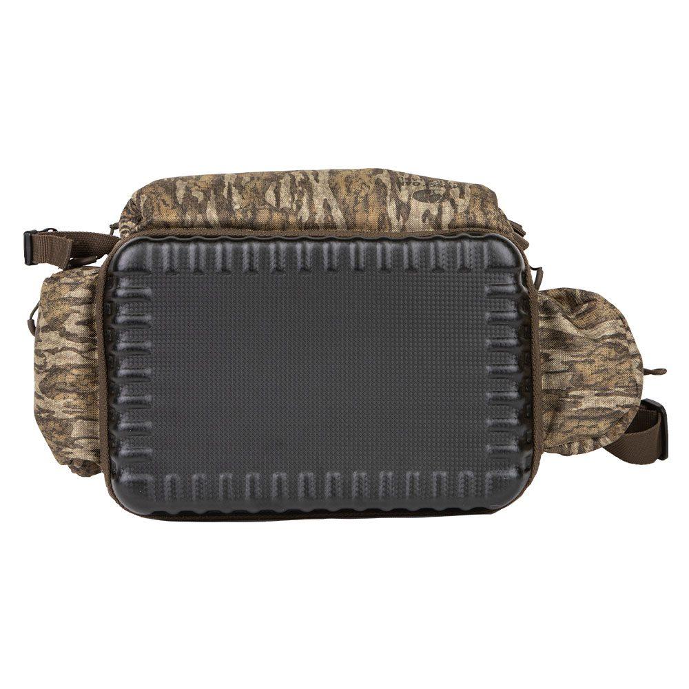 Picture of Rock Ridge Outdoors Cupped Medium Floating Blind Bag Mossy Oak Bottomland