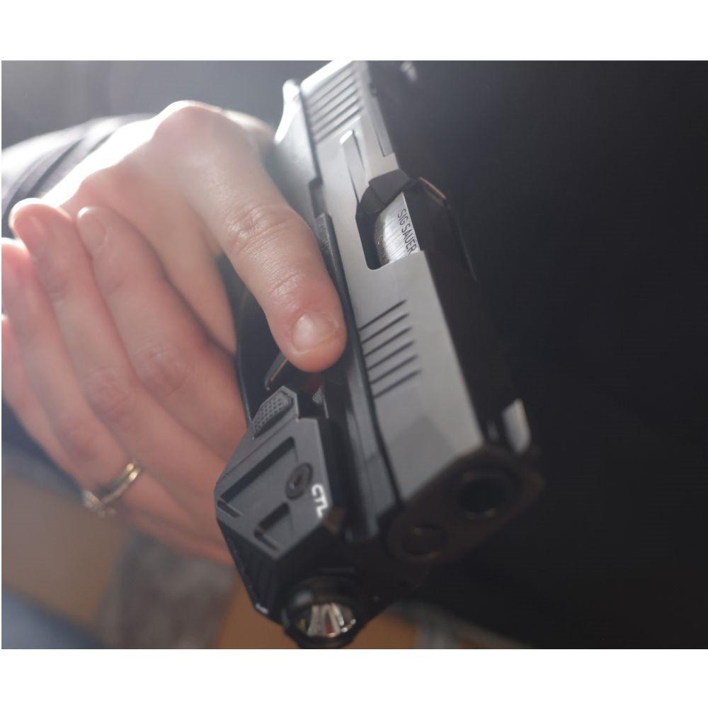 Viridian CTL Custom Tactical Light w SAFECharge for Sig P365 525 Lumen Picture of Viridian Green Laser Viridian Custom CTL for Sig P365 525 Lumen Tactical Light