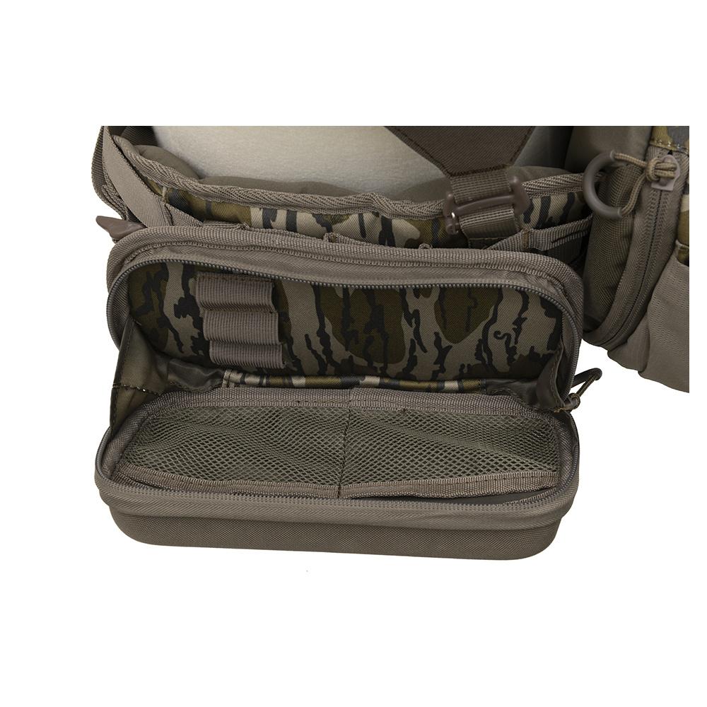 Alps Outdoorz Turkey Tracker Waist Pack Mossy Oak Bottomland Picture of ALPS Brands Alps Turkey Tracker Original Bottomland