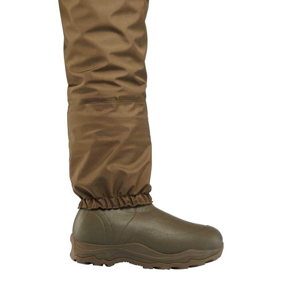 LaCrosse Alpha Agility Select Waders Front Zip Mossy Oak Bottomland 12 Picture of Lacrosse Footwear Inc. LaCrosse Alpha Agility Select Zip Mossy Oak Original Bottomland 1600G SZ 12