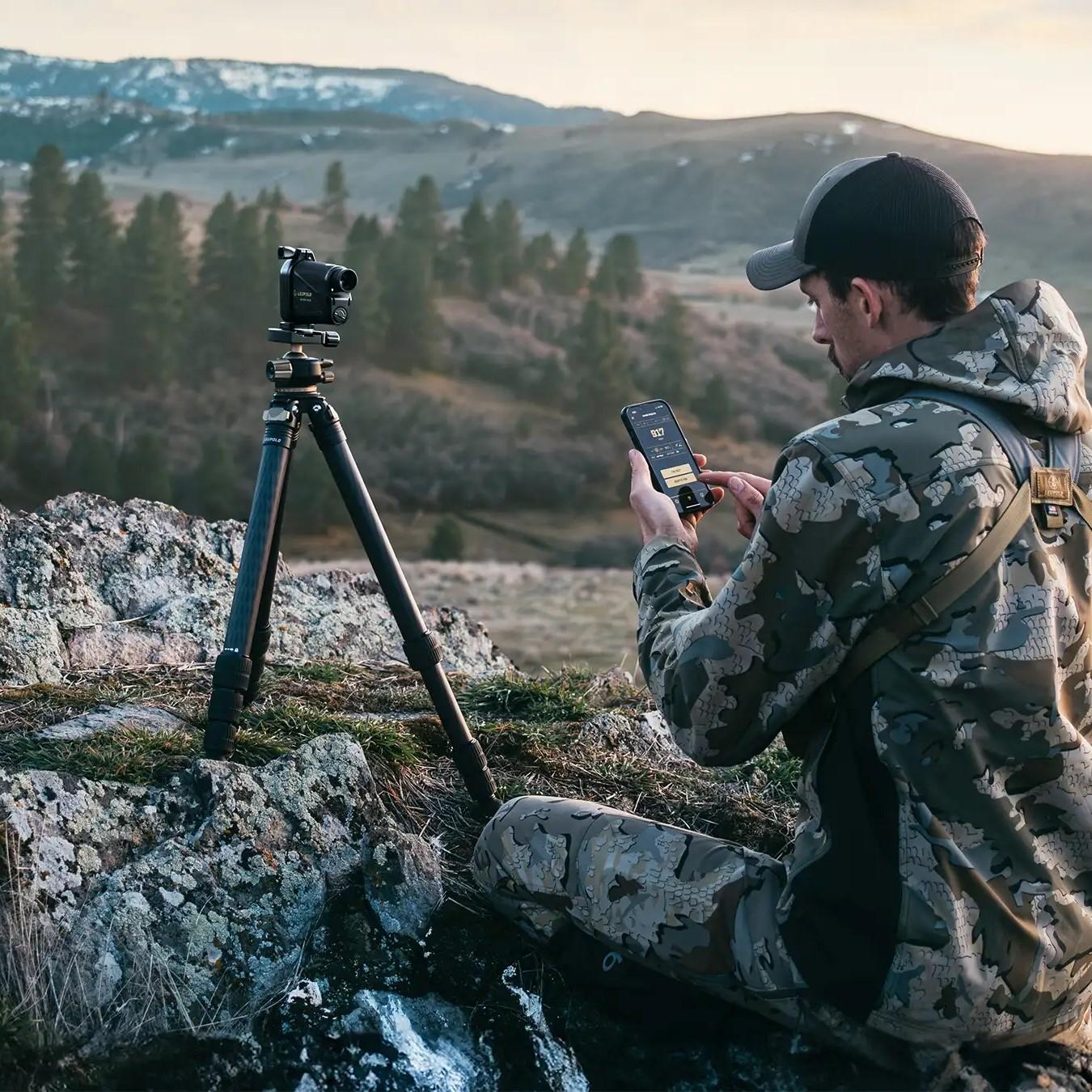 Leupold RX-5000 TBR/W Range Finder with DNA Black/Black Red OLED Picture of Leupold & Stevens Inc. RX-5000 TBR/W with DNA Black/Black Red OLED