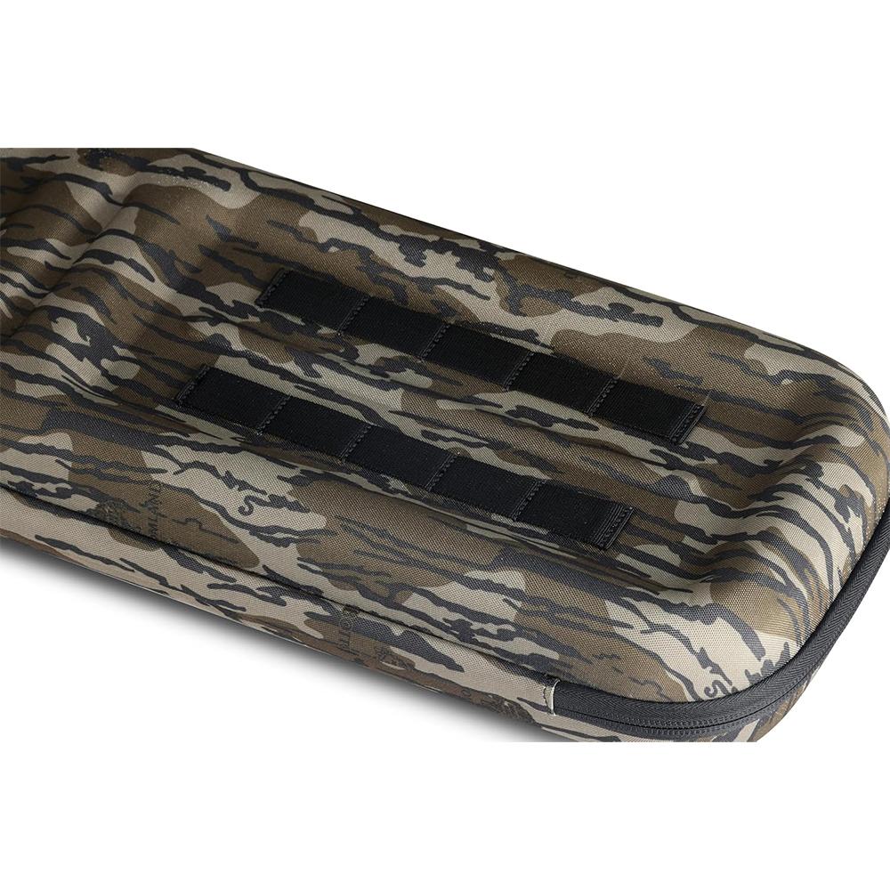 Plano Diverge EVA Shotgun Case 54" Mossy Oak Bottomland Picture of Plano Molding Company Diverge EVA 54 Shotgun Case MOBL