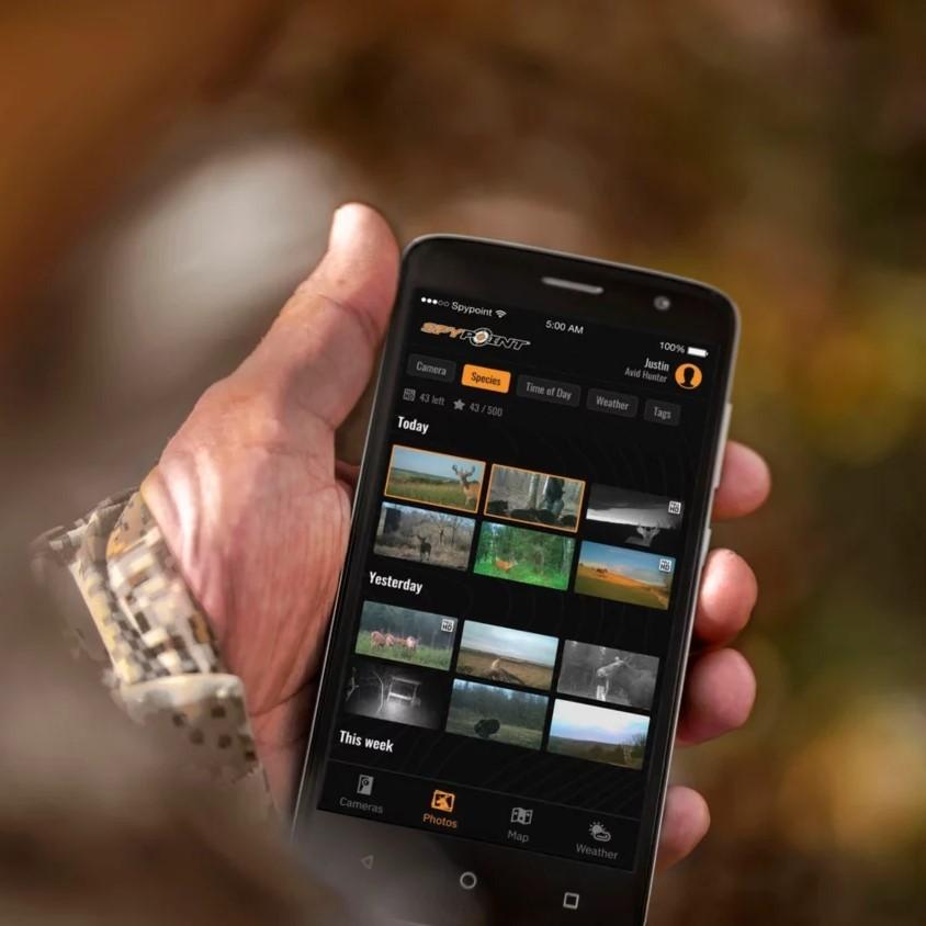 Picture of GG TELECOM /SPYPOINT Spypoint FLEX-S Solar Cellular Camera