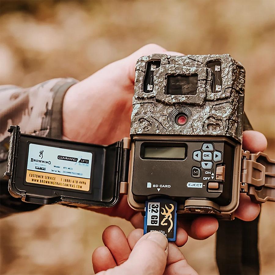 Browning 4E40 Command Ops Trail Camera 32GB Picture of Prometheus Group Llc/Browning Camera Browning Trail Camera - Command Ops Elite 40MP