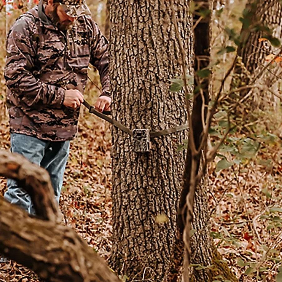 Browning 4E40 Command Ops Trail Camera 32GB Picture of Prometheus Group Llc/Browning Camera Browning Trail Camera - Command Ops Elite 40MP