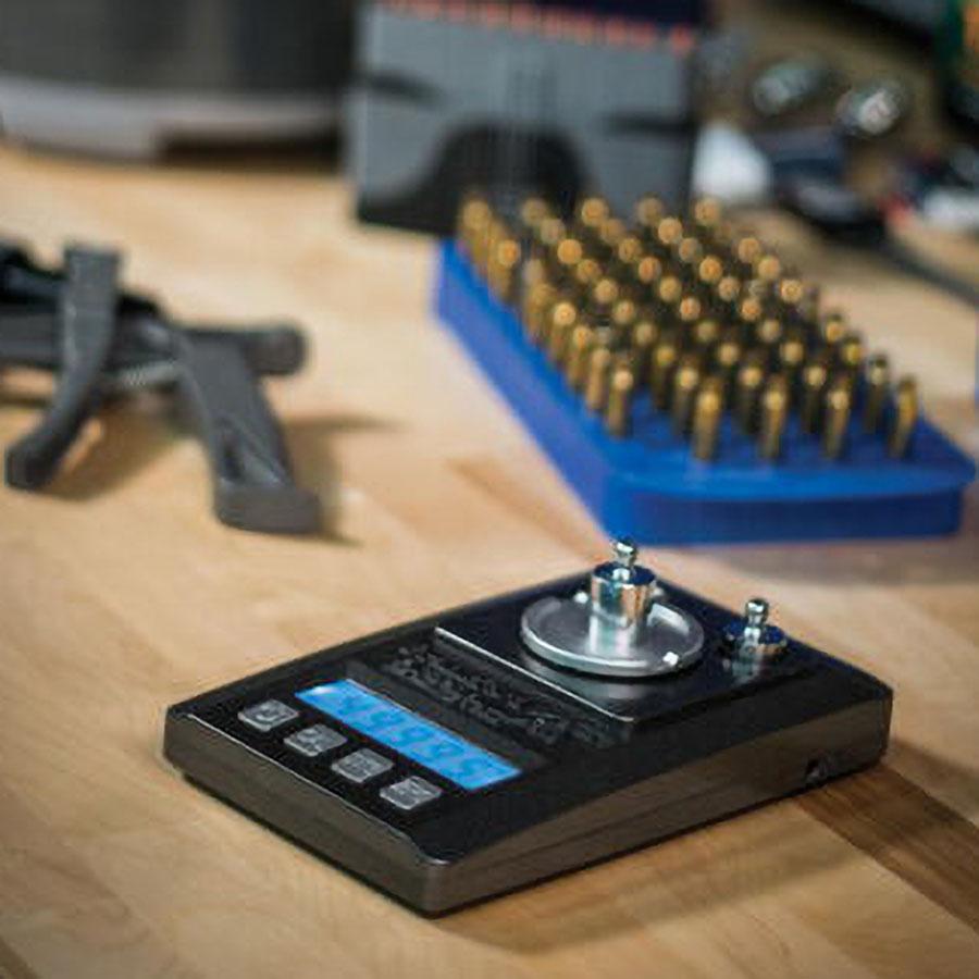 Frankford Arsenal Platinum Series Precision Electronic Powder Scale with Case 1500 Grain Capacity Picture of AOB FRANKFORD PLANTINUM PRECISION SCALE W/CASE