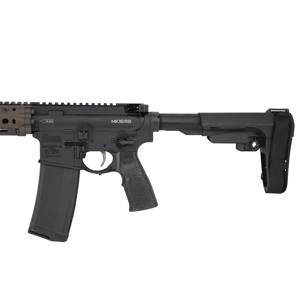Daniel Defense DD4 MK18 RIII Handgun 5.56 NATO 32rd Magazine 10.3" Barrel Black FDE Picture of Daniel Defense DD4 MK18 RIII PISTOL SEMI 10.3''Brl 5.56 RIS III 9.5 FDE SBA3 BRACE